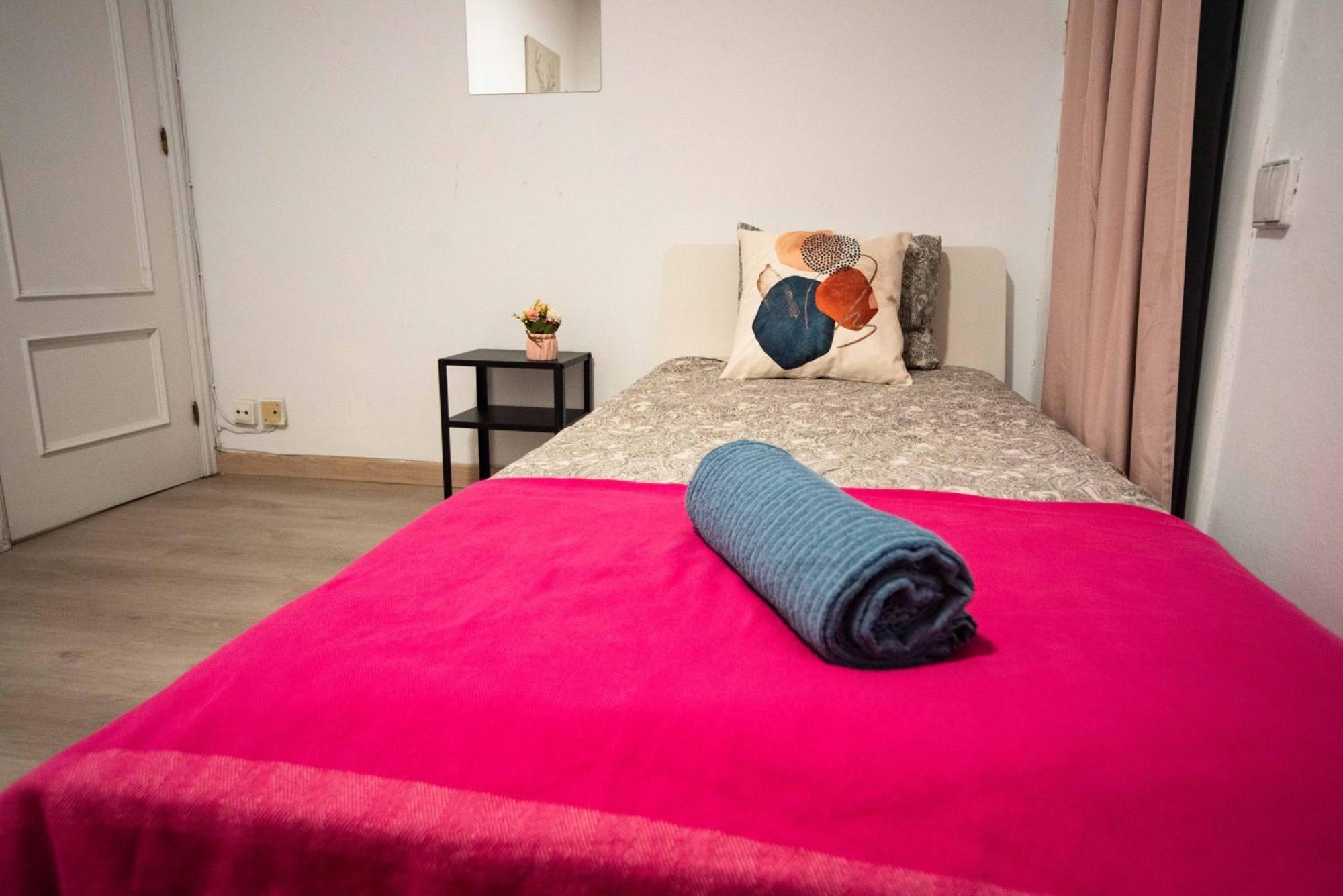 Nice Room By Eixample Barcelona Exterior photo